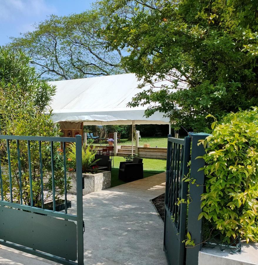 Hostellerie Du Parc Cambo-les-Bains Εξωτερικό φωτογραφία