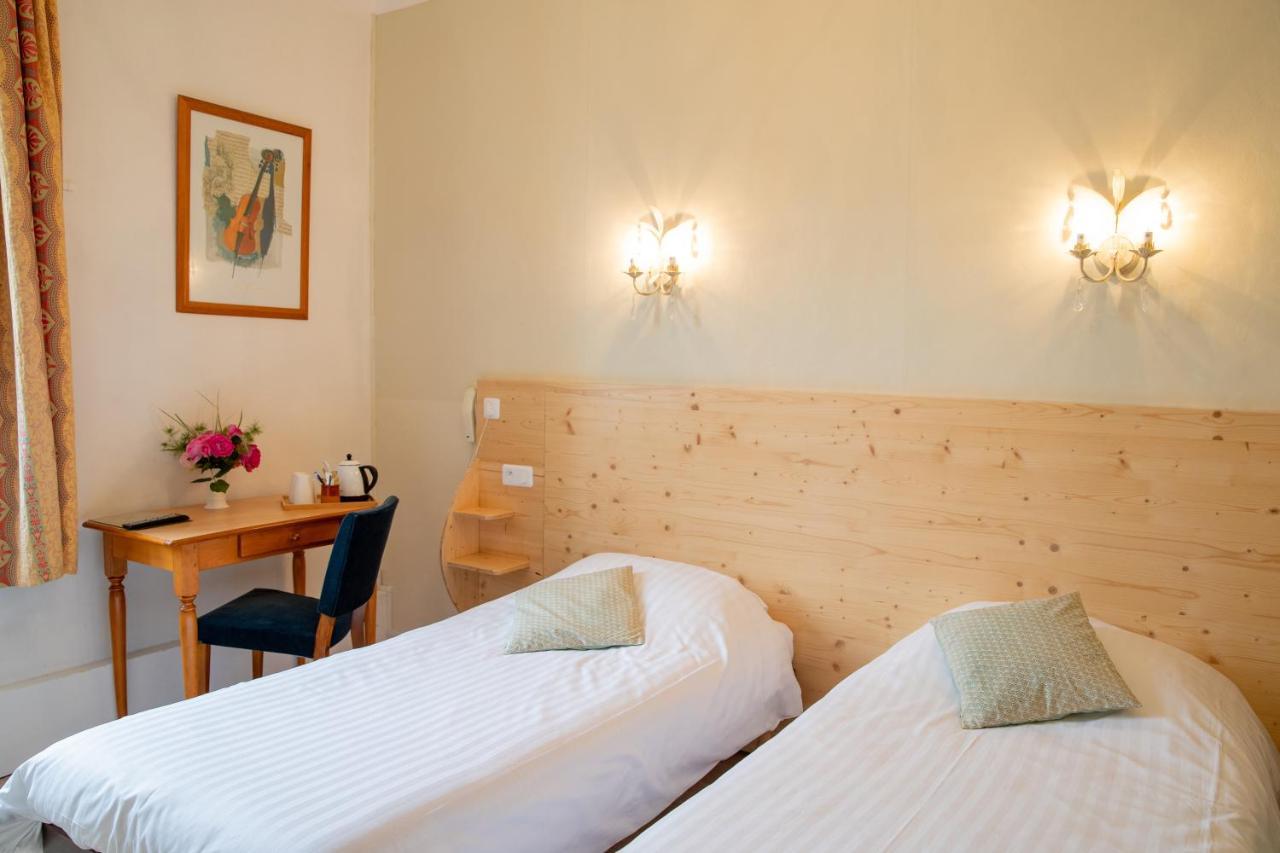 Hostellerie Du Parc Cambo-les-Bains Εξωτερικό φωτογραφία